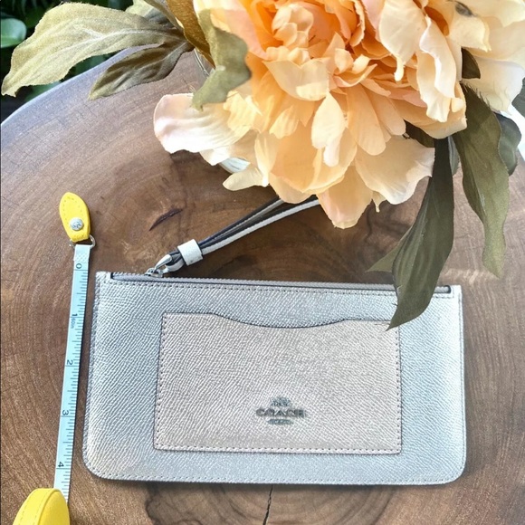 NEW COACH ZIP TOP WALLET IN COLORBLOCK - Picture 5 of 8